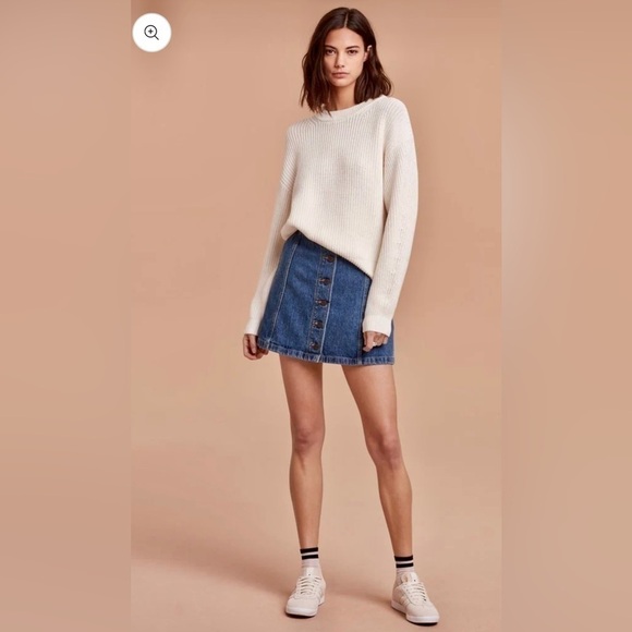 Aritiza Wilfred - Ahrens Mini Skirt - Picture 2 of 9